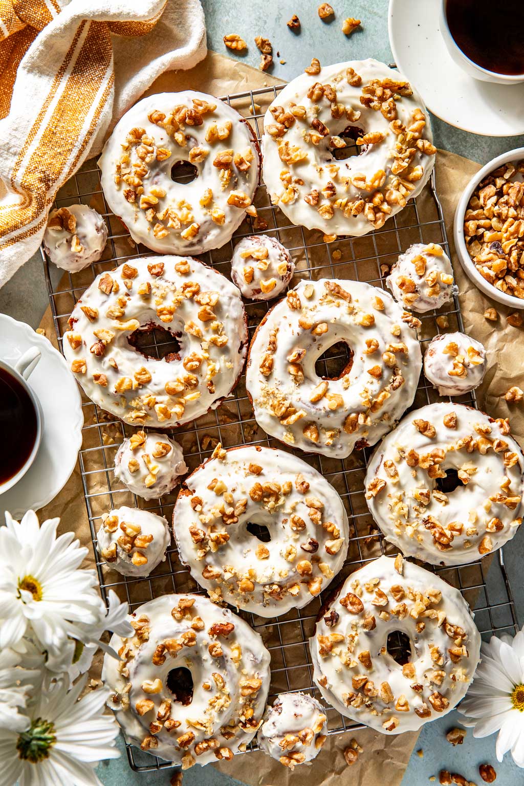 carrot cake donuts