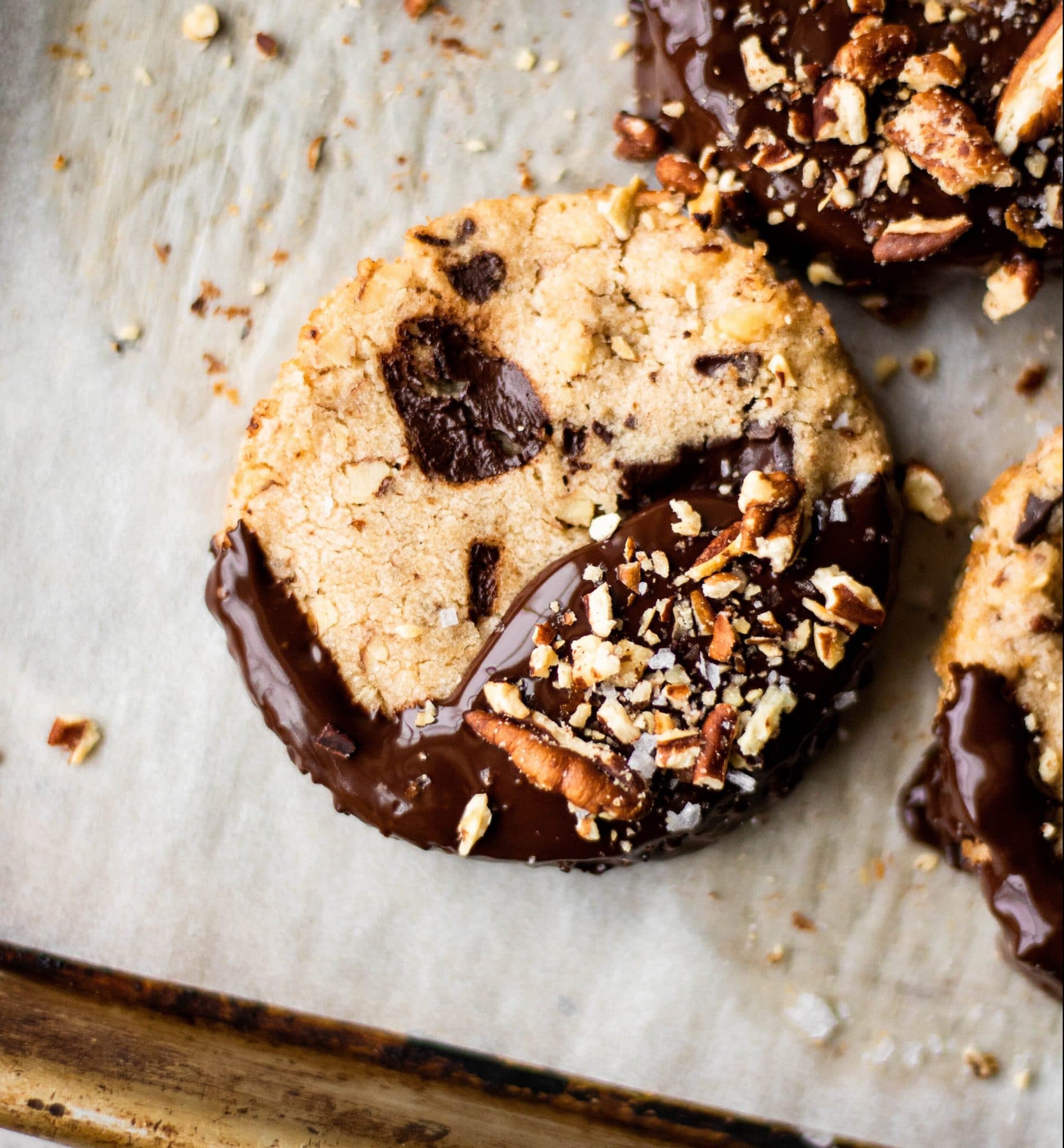slice and bake chocolate chunk shortbread cookies