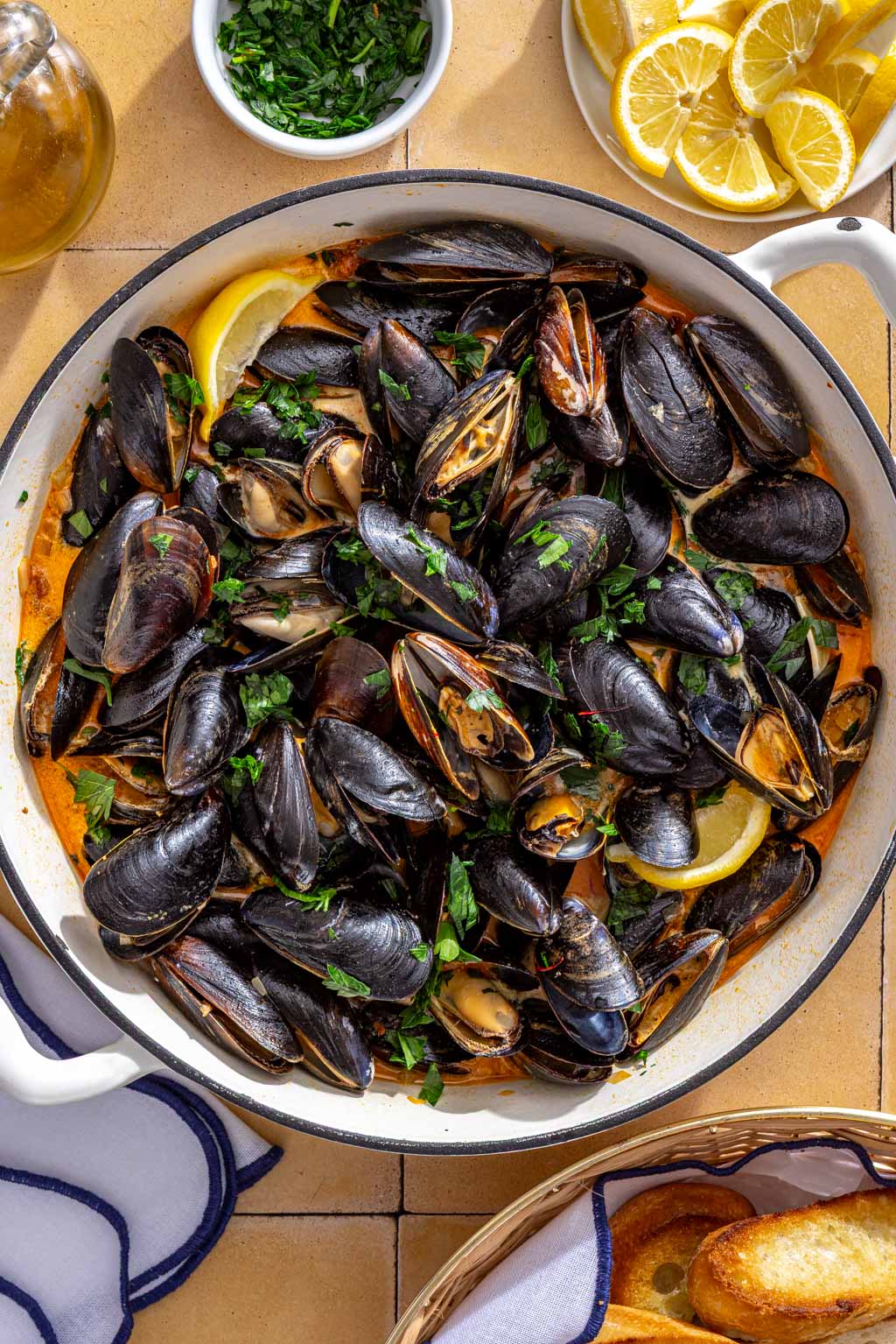 Mussels with chorizo and wine