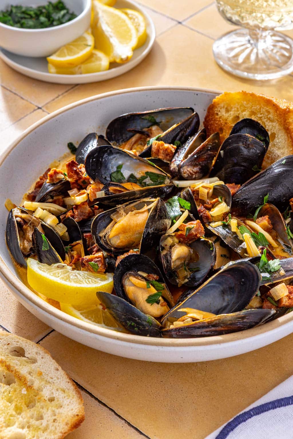 spanish mussels with chorizo