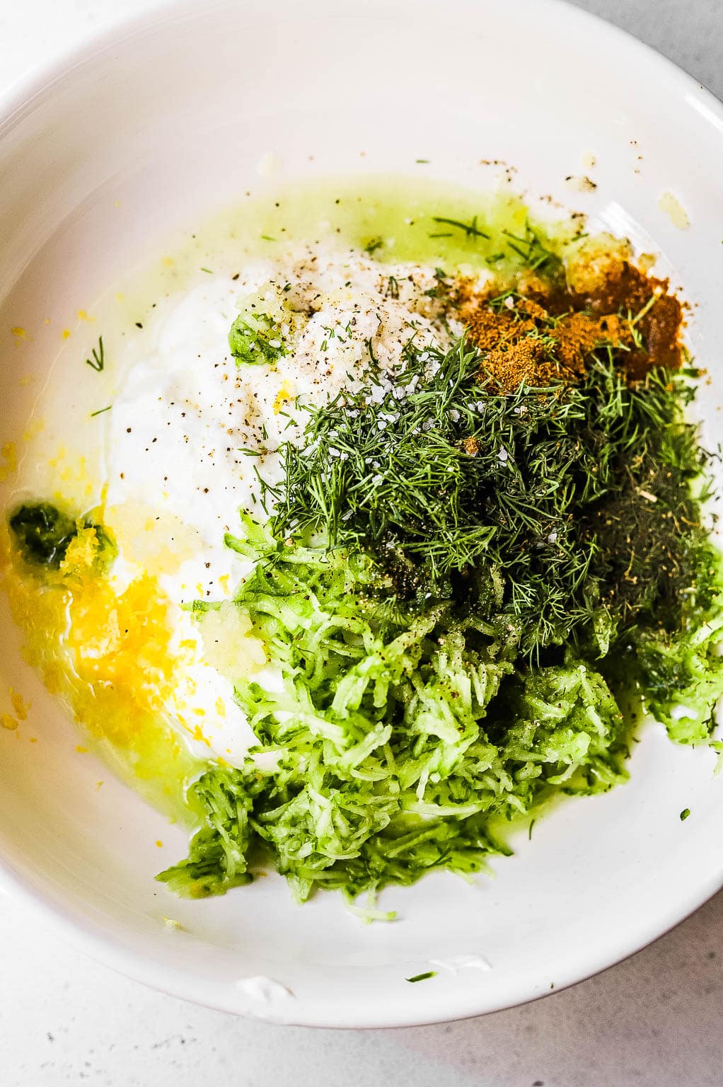 Tzatziki sauce for chicken gyros 