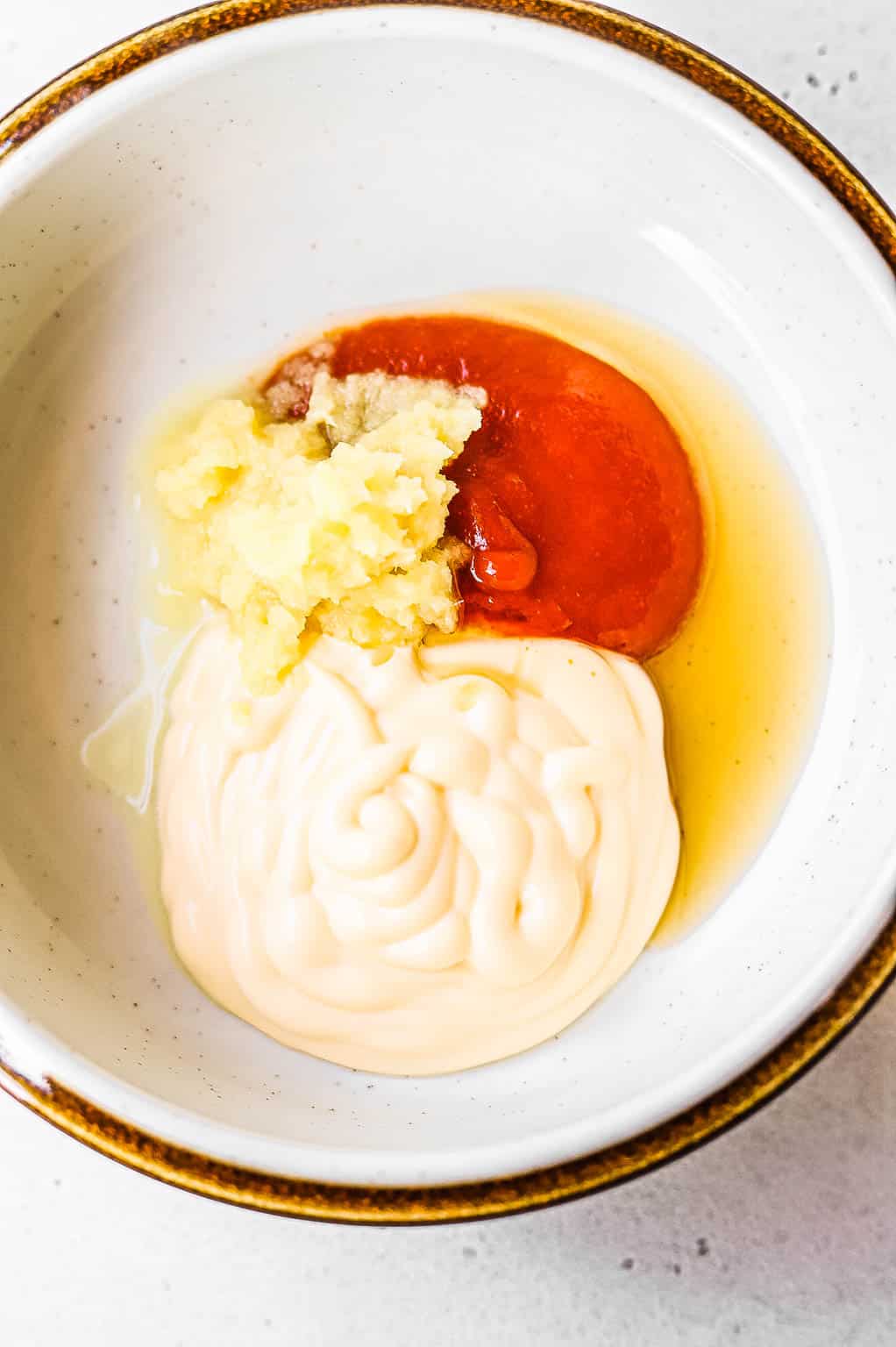 Ingredients for making spicy mayo