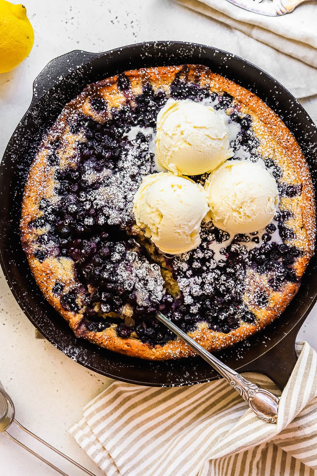skillet blueberry cobbler