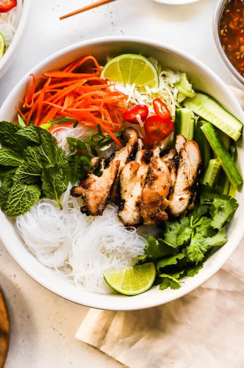chicken vermicelli bowl