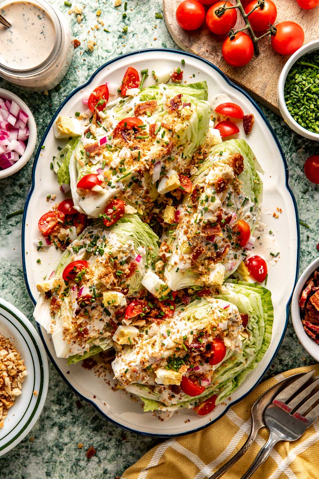 loaded wedge salad recipe