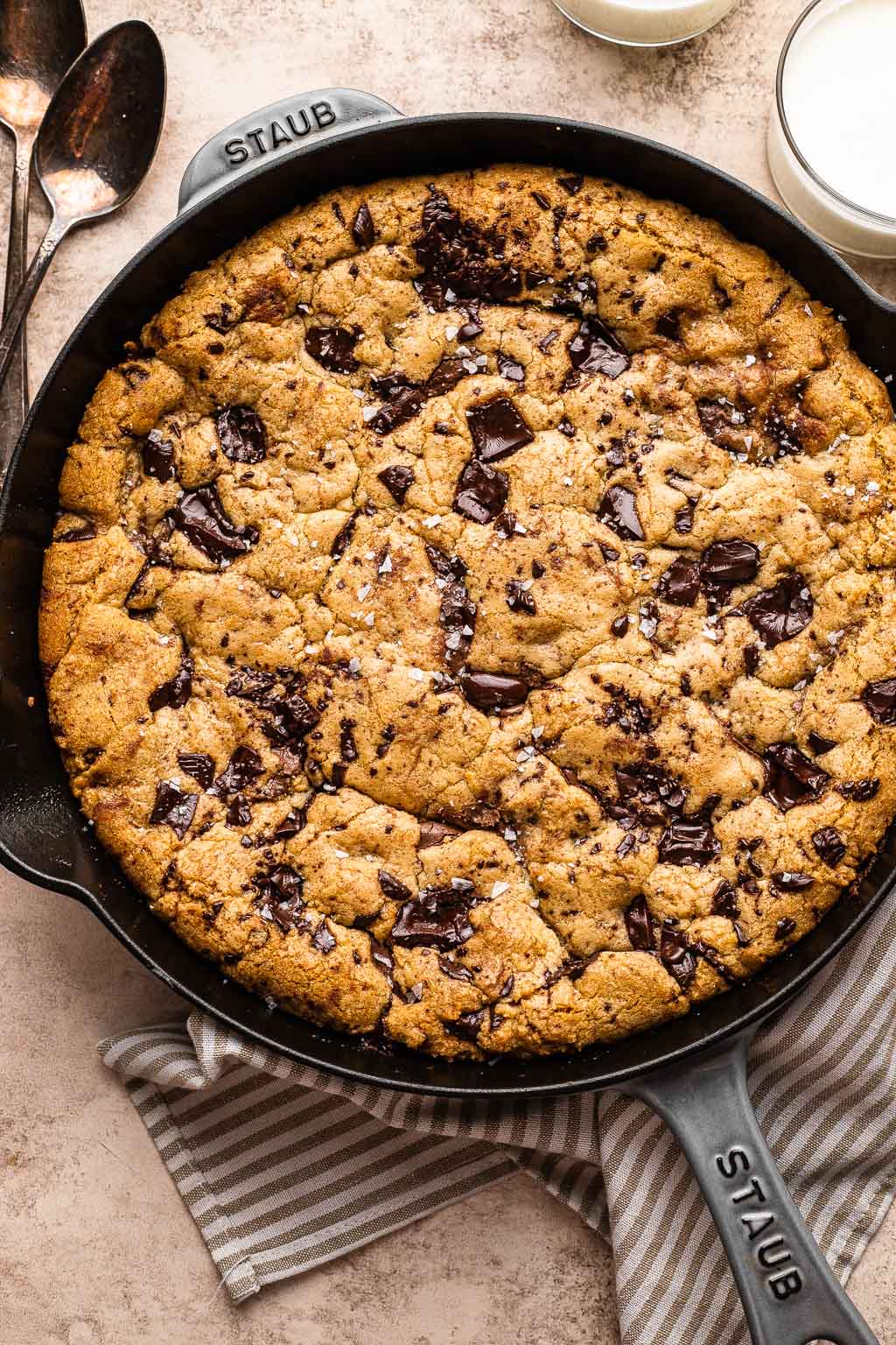 Skillet Chocolate Chip Cookie