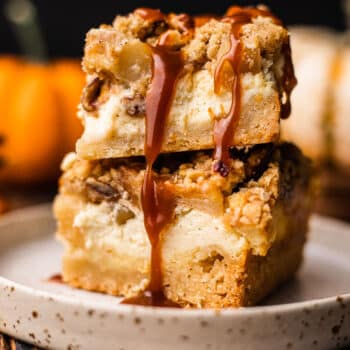 Apple Cheesecake Bars