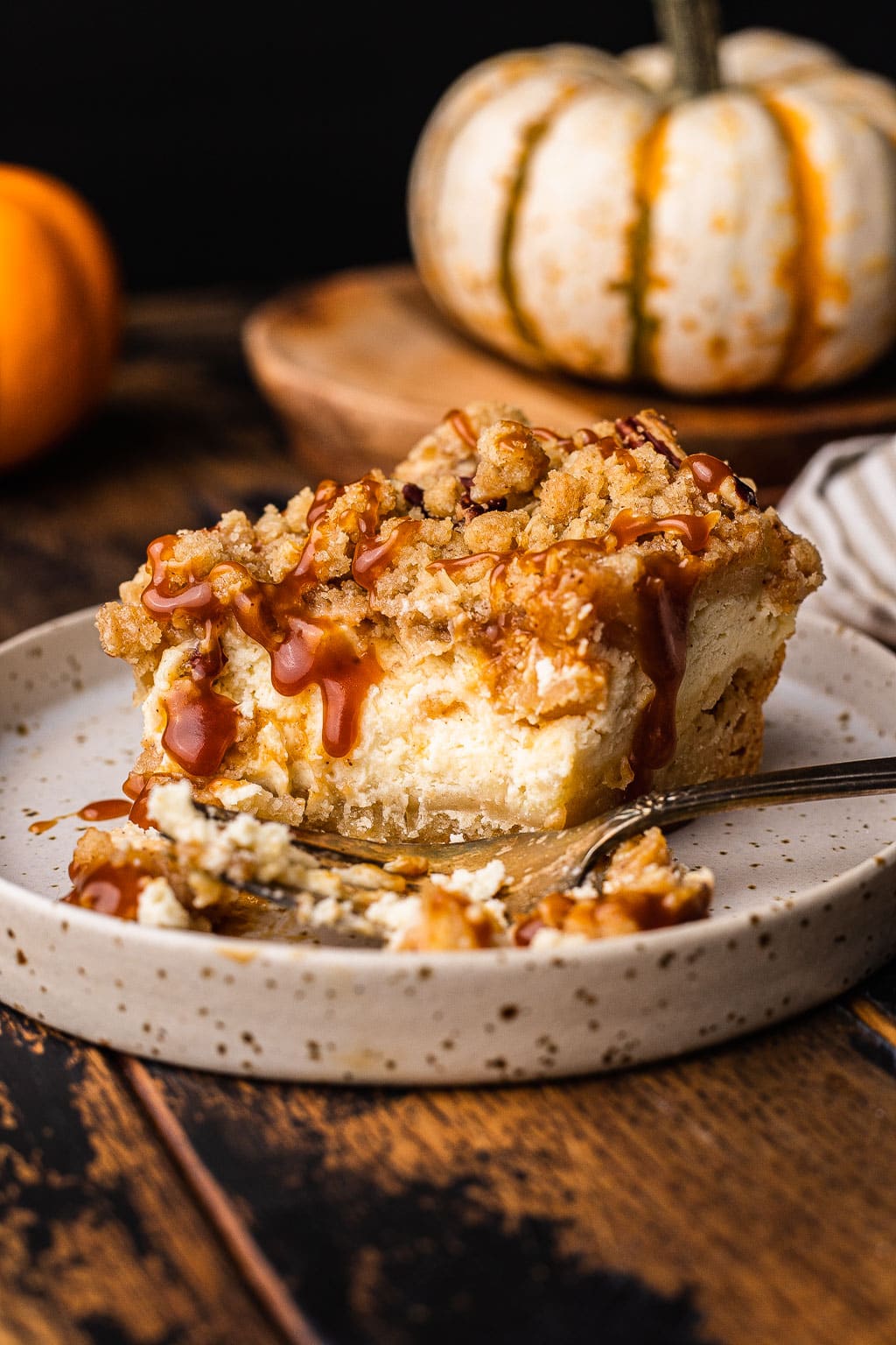 Apple Cheesecake Bars