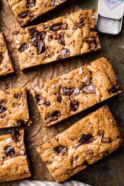 brown butter chocolate chip cookie bars