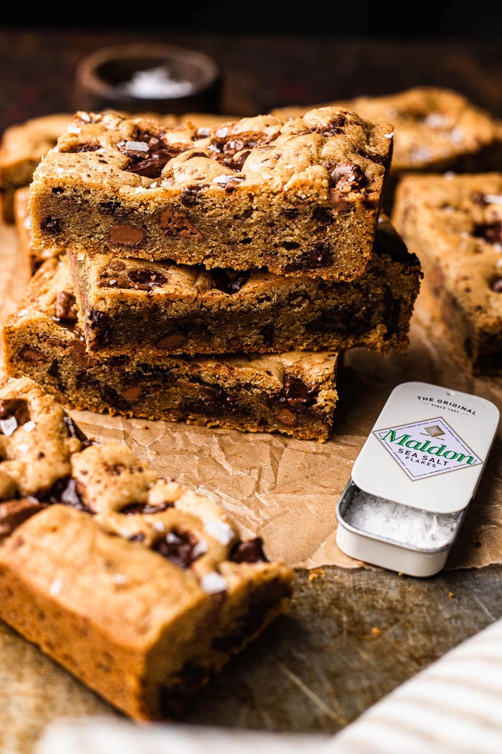 brown butter chocolate chip cookie bars