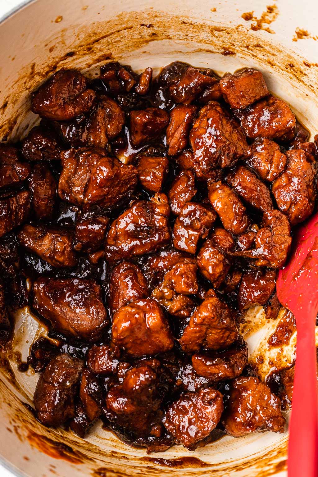 Caramelized pork in a Dutch oven 