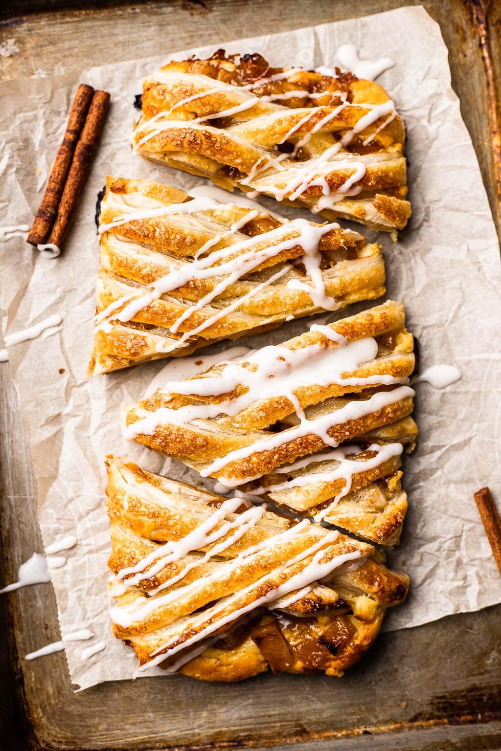 puff pastry apple strudel