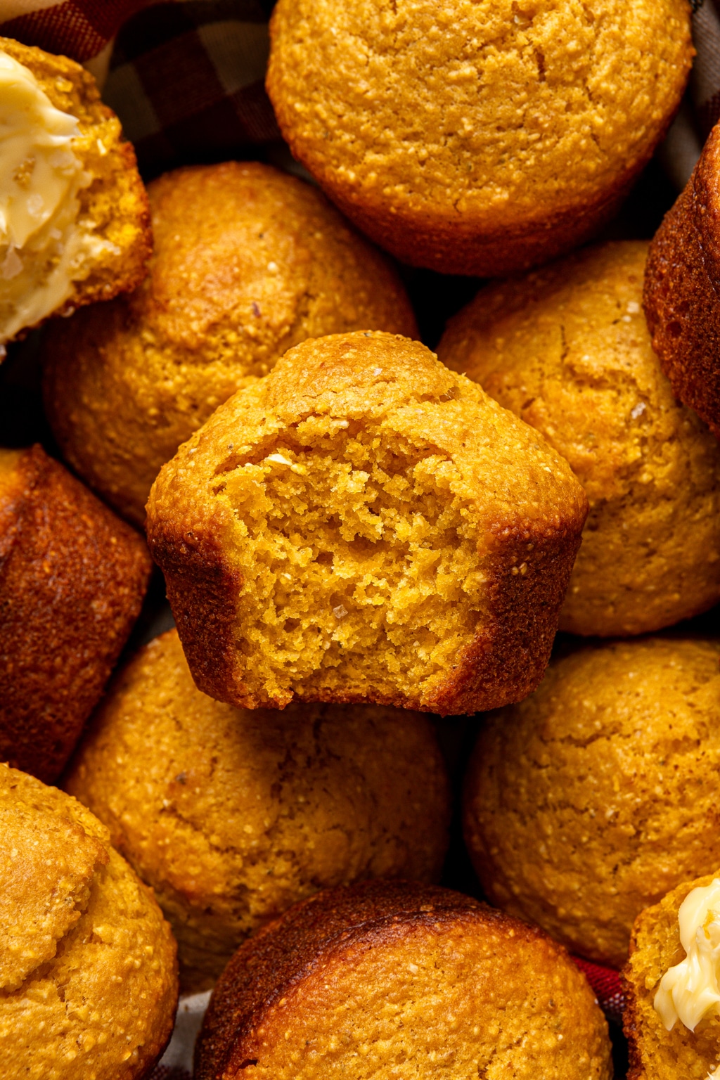 pumpkin cornbread muffins