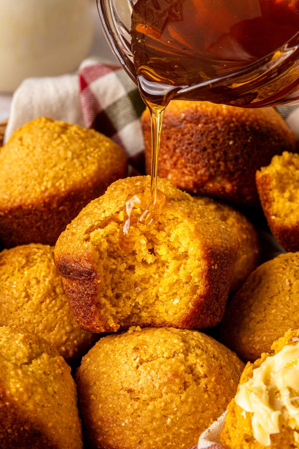 pumpkin cornbread muffins