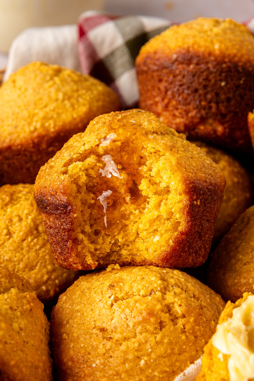 pumpkin cornbread muffins