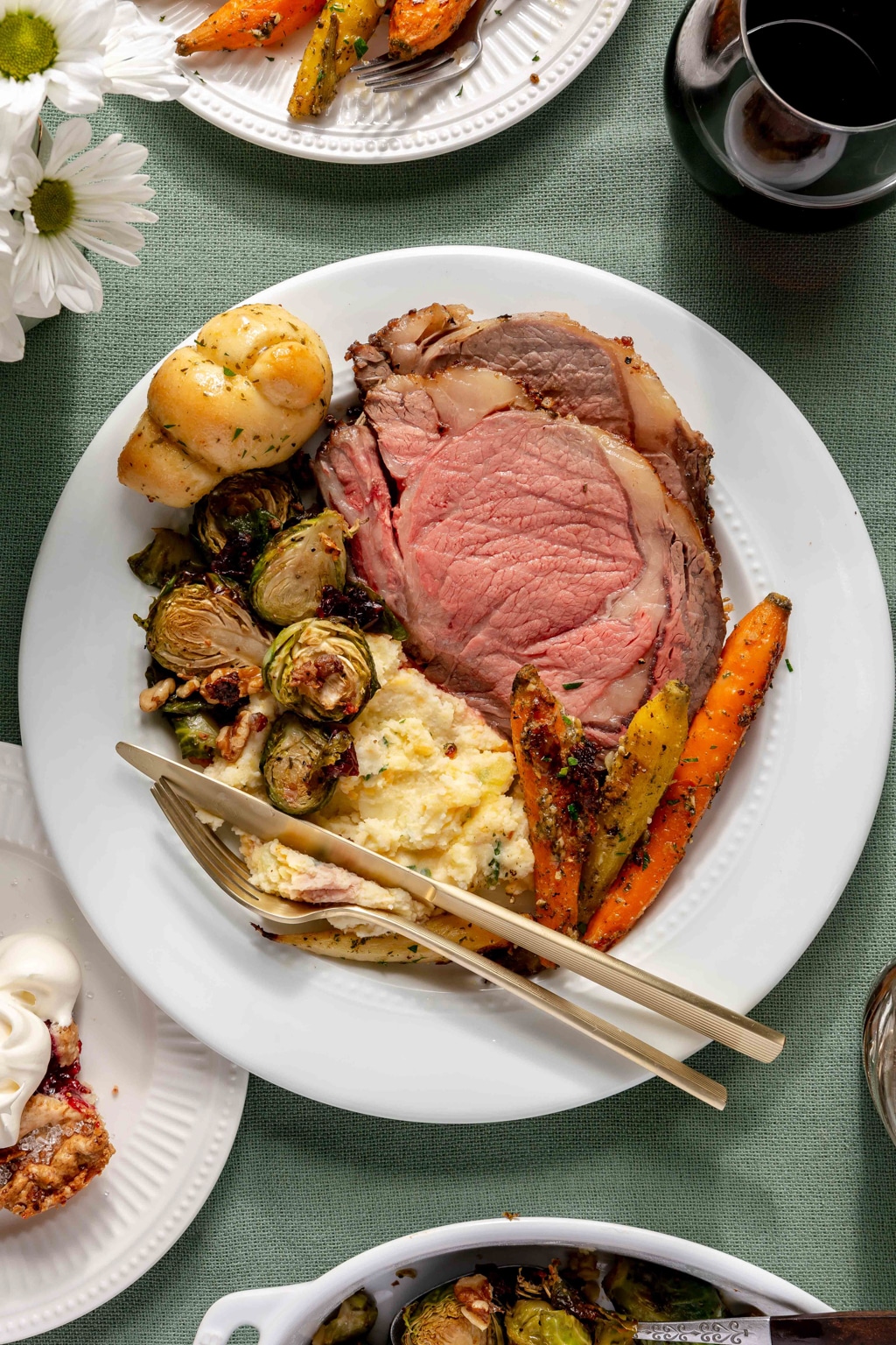 herb crusted prime rib