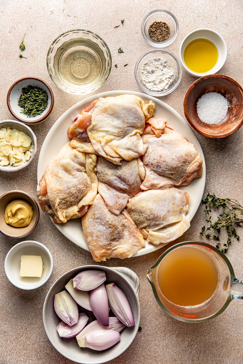 Apple cider braised chicken thighs recipe ingredients