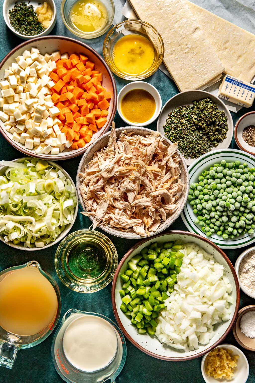 Skillet chicken pot pie ingredients