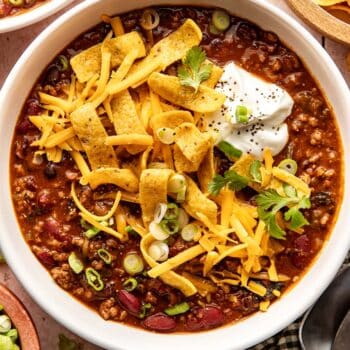 Classic ground beef chili